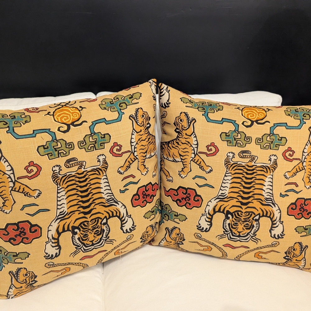 Tiger Print Decorative Throw Pillows